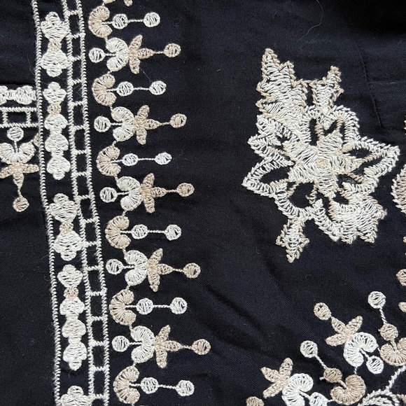 Maeve Anthropologie Shiloh Black White Embroidered Tunic Dress Size 2 - Picture 8 of 13